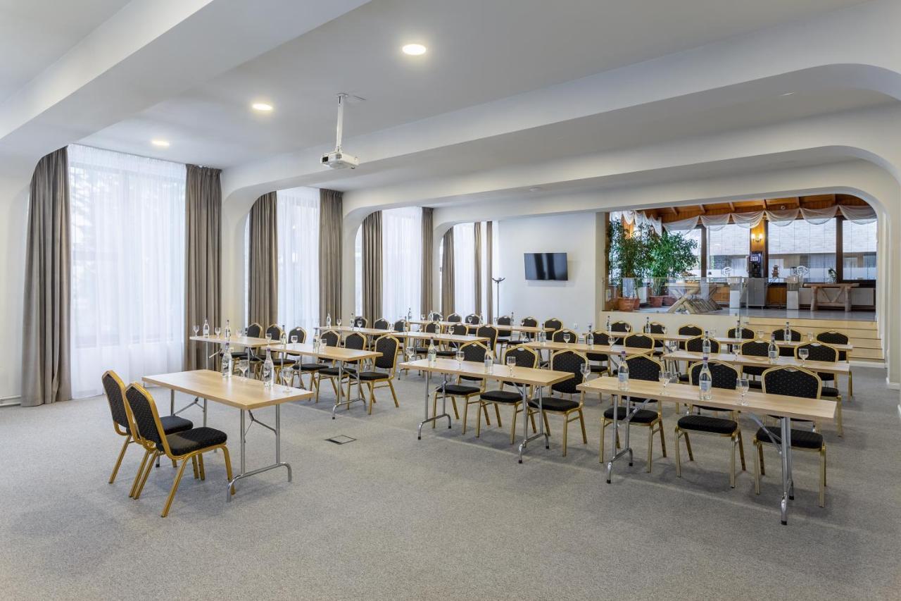 Eden Grand Resort Predeal Esterno foto