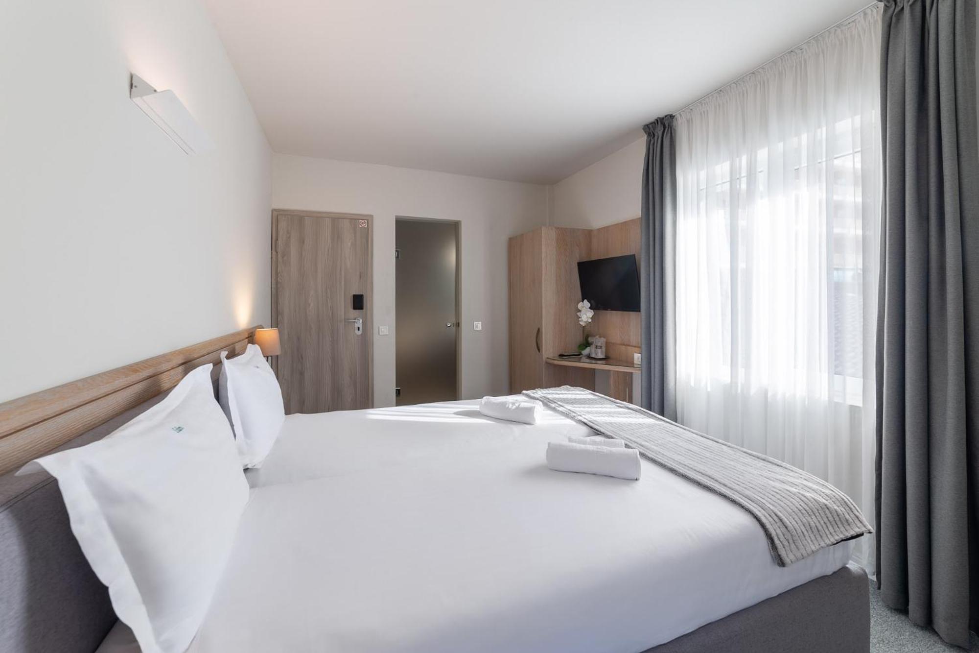 Eden Grand Resort Predeal Esterno foto